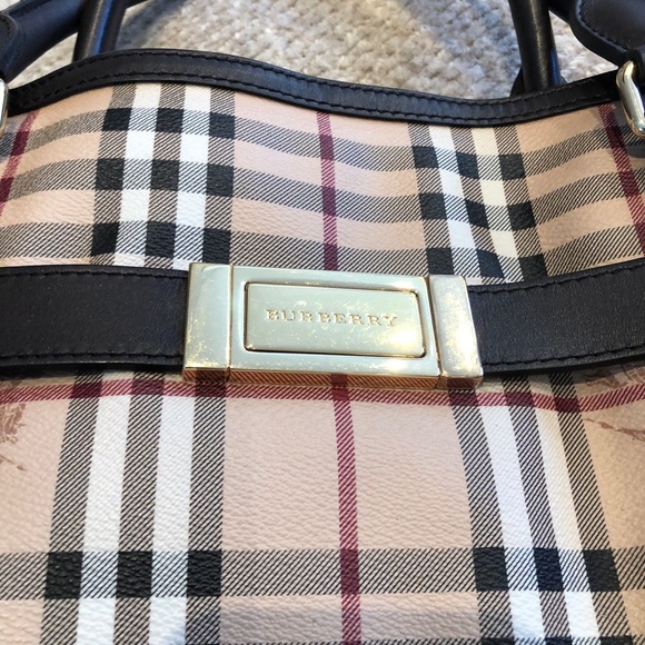 BURBERRY Haymarket Check Medium Golderton Tote - Picture 4 of 16